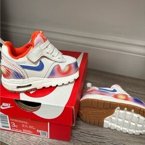 Airmax infant sneakers